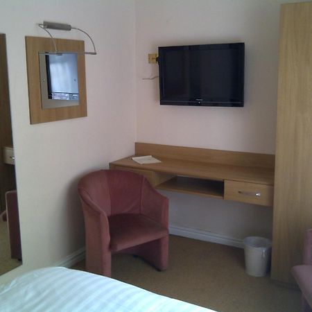 The Queensgate Hotel Peterborough Esterno foto