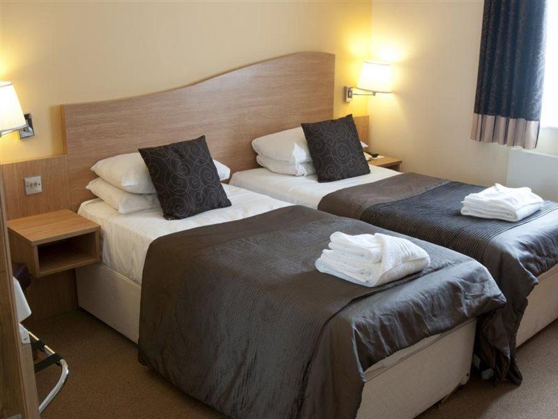 The Queensgate Hotel Peterborough Esterno foto