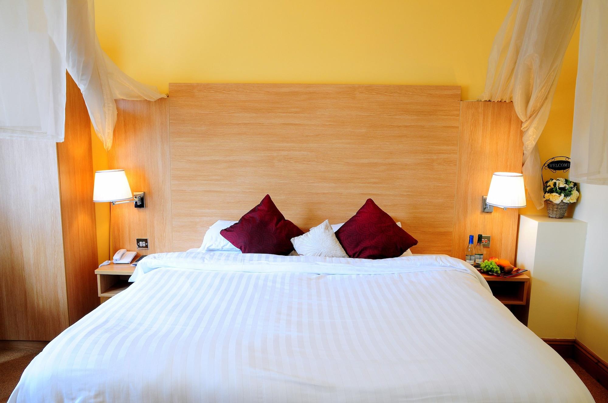 The Queensgate Hotel Peterborough Esterno foto