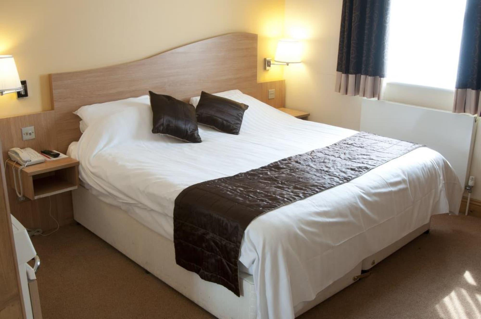 The Queensgate Hotel Peterborough Esterno foto