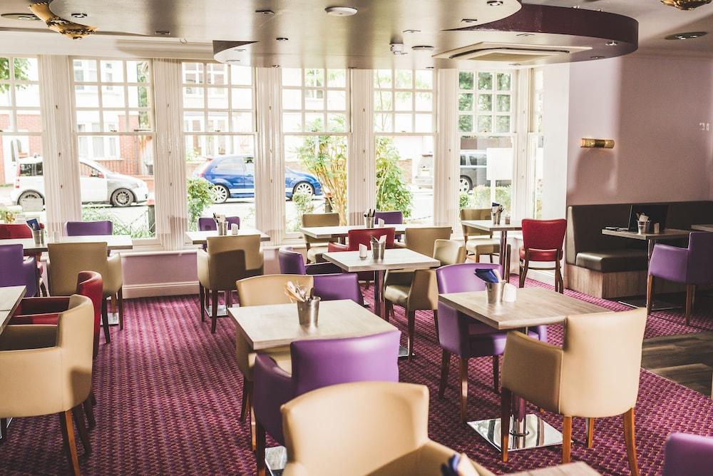 The Queensgate Hotel Peterborough Esterno foto